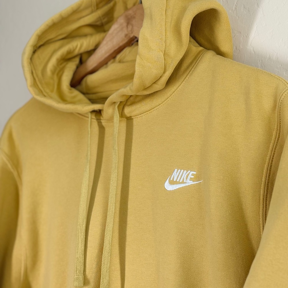 Nike Hoodie Mens Mustard Yellow Pullover Sweatshirt Logo Embroidered Casual - Picture 2 of 12